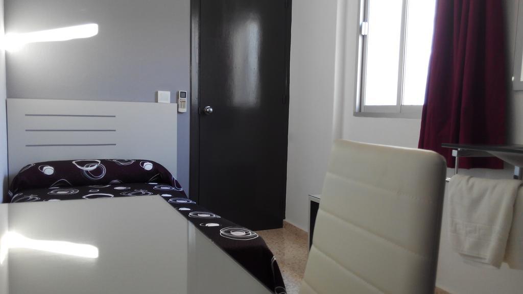 Hostal Ocana Manilva Rum bild