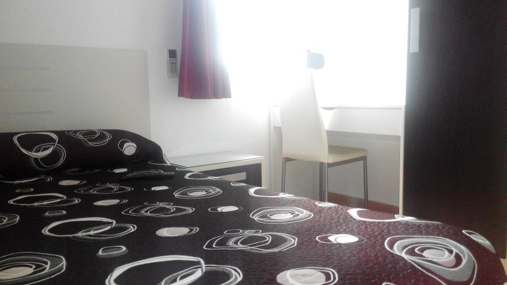 Hostal Ocana Manilva Rum bild