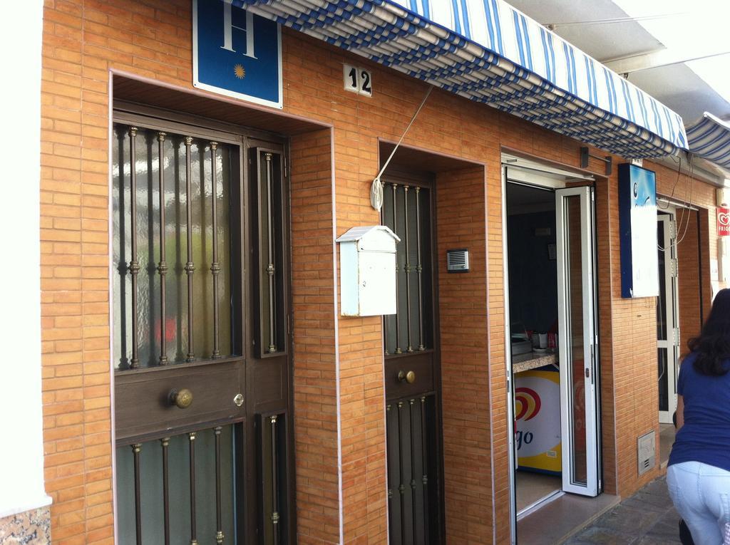 Hostal Ocana Manilva Exteriör bild